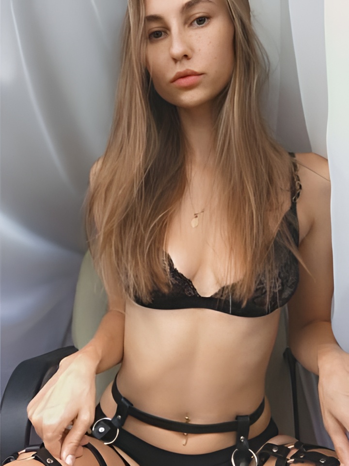 Ирма привлекательная девушка из Ленинградской цена от 10000 руб