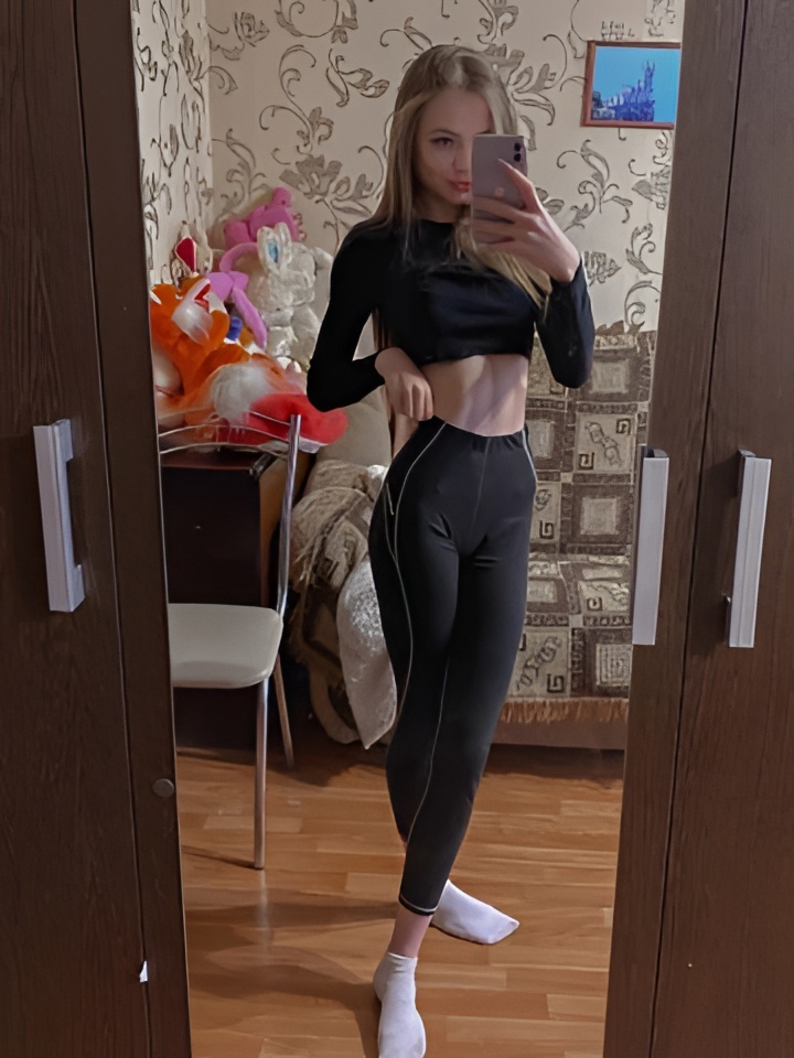 Леночка привлекательная девушка из Ленинградской цена от 4000 руб