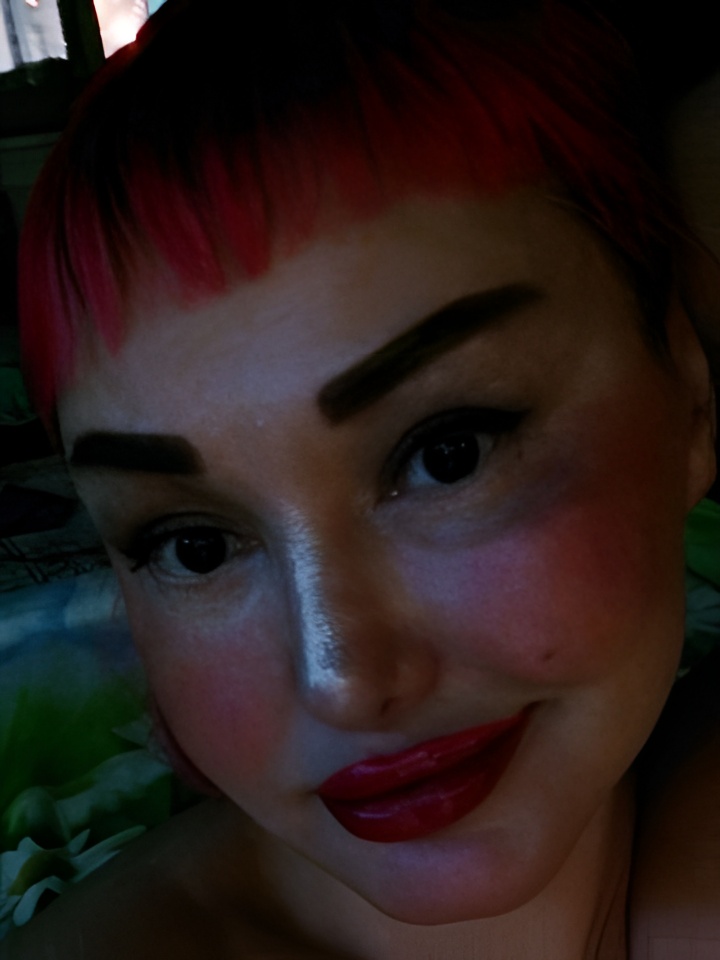 Викуля привлекательная девушка из Ленинградской цена от 10000 руб