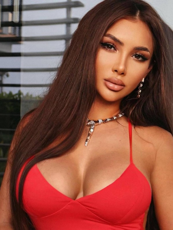 Дана из Ленинградской